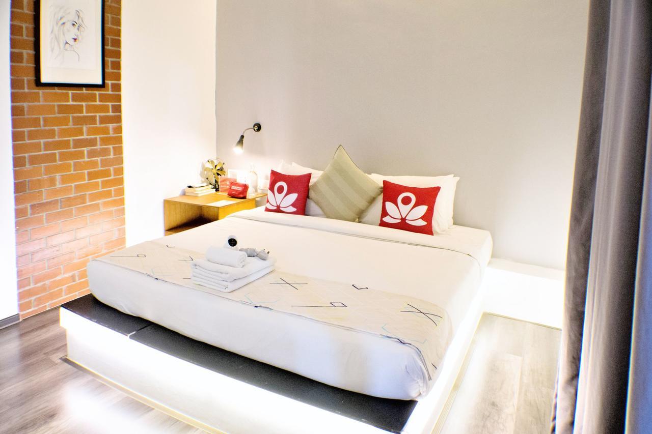 Zen Rooms Eden Parade Танджунг-Бунга Экстерьер фото